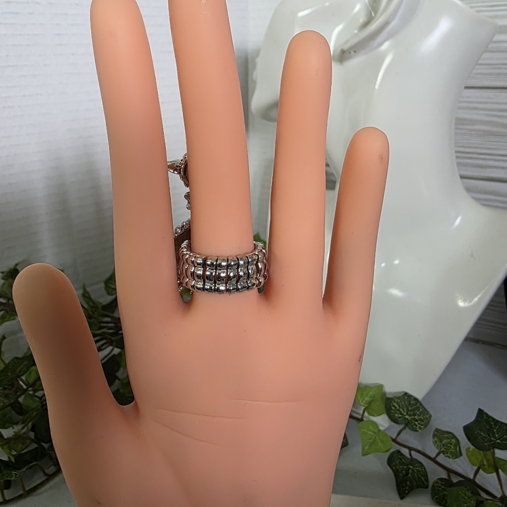 Wow! Beautiful Vintage Large Silver Cat Pave Stretch Ring - Picture 6 of 8